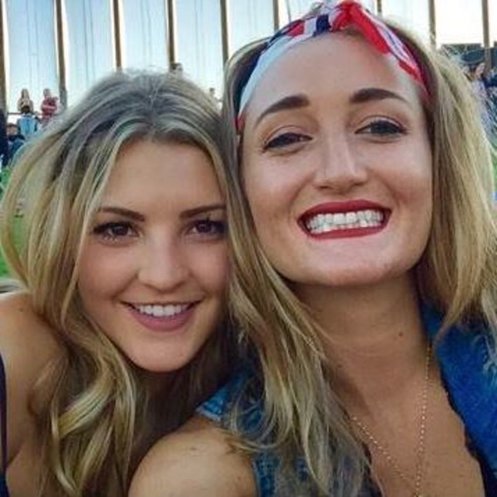 Meet your Posher, Carly